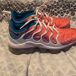 Women’s Nike Vapormax Plus